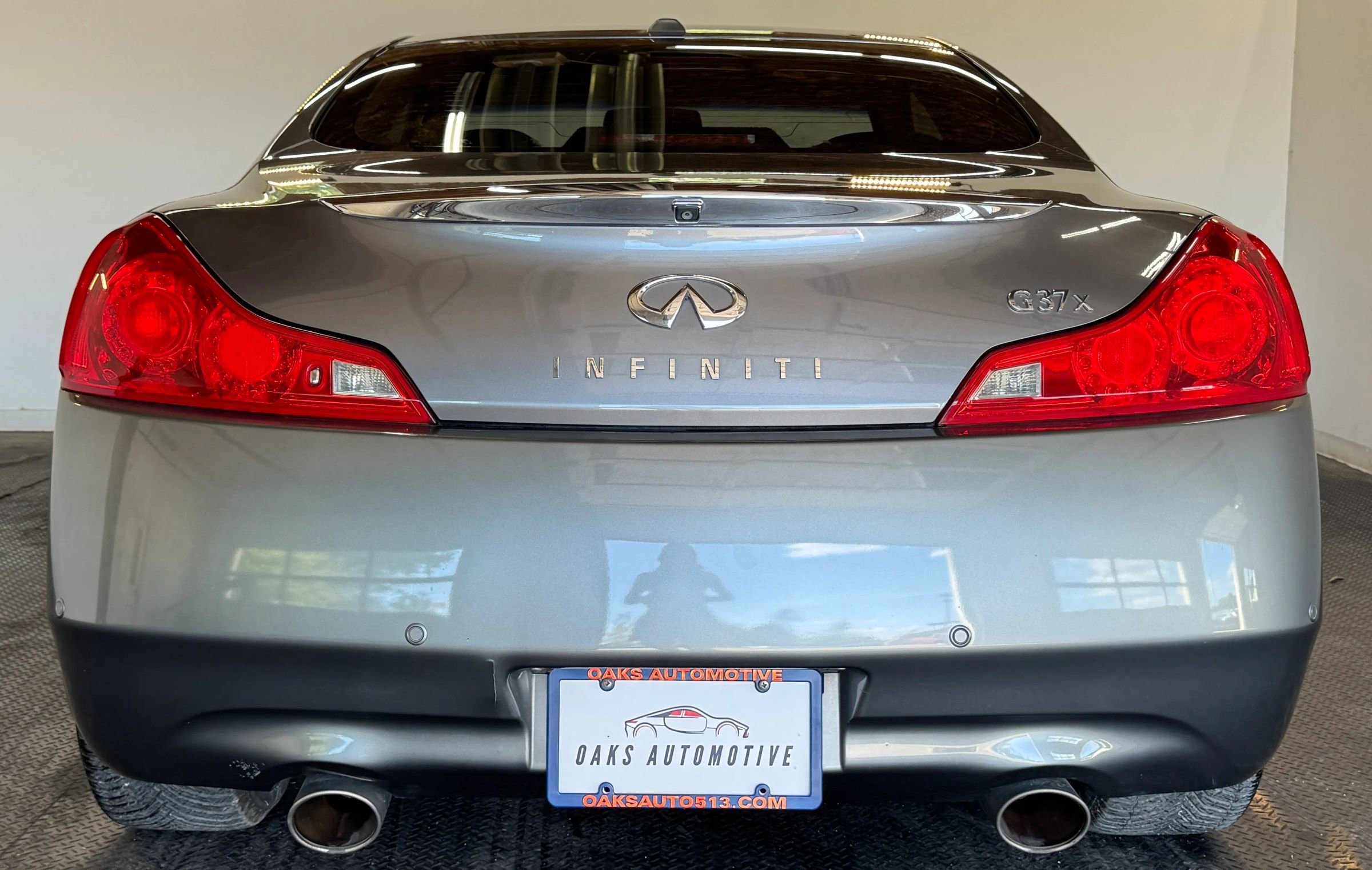 Used 2011 INFINITI G37 x Coupe w/ Premium Pkg image 5