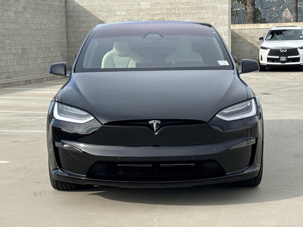 Used 2022 Tesla Model X image 3
