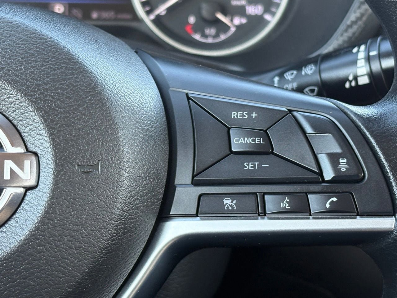 Certified 2025 Nissan Sentra SV FWD image 19