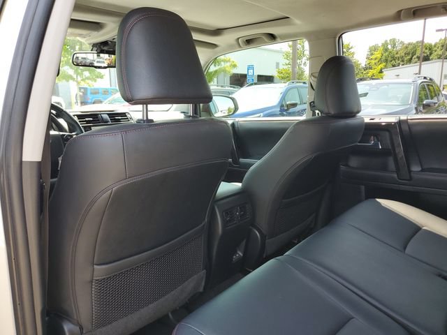 Used 2023 Toyota 4Runner TRD Off-Road Premium w/ Moonroof Package AWD/4WD image 12