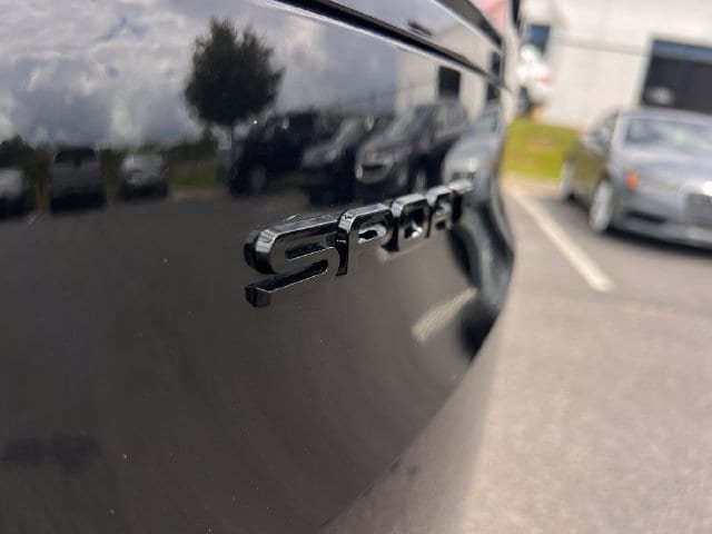 Used 2023 Land Rover Range Rover Sport SE Dynamic AWD/4WD image 10