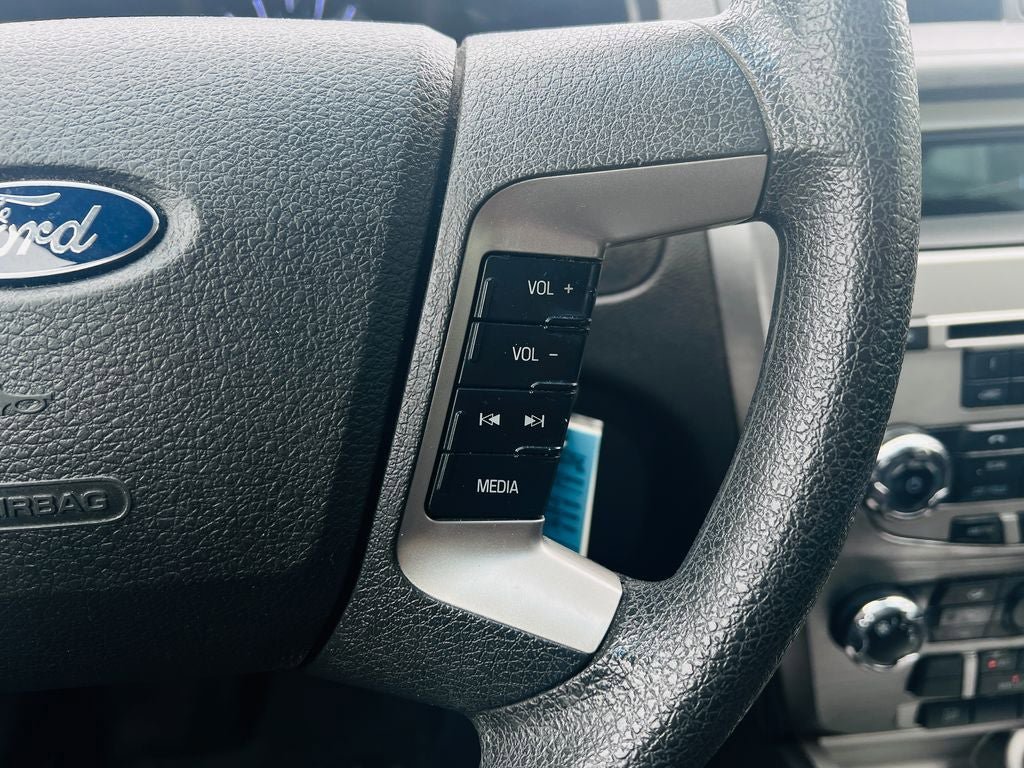 Used 2012 Ford Fusion SE FWD image 22