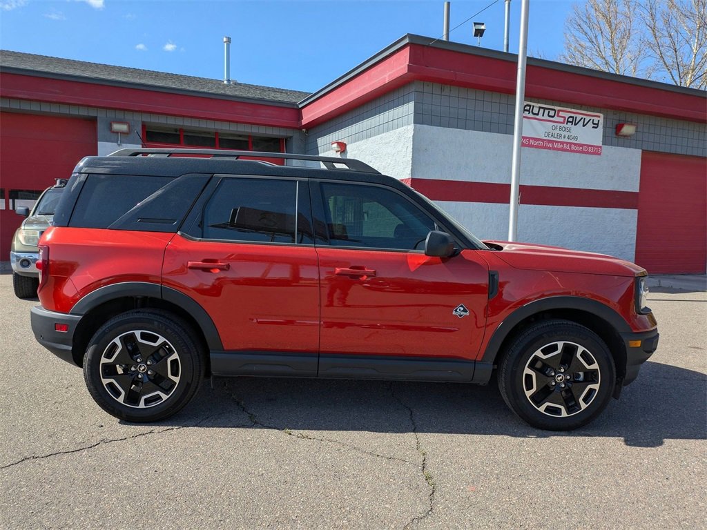 Used 2024 Ford Bronco Sport Outer Banks image 3