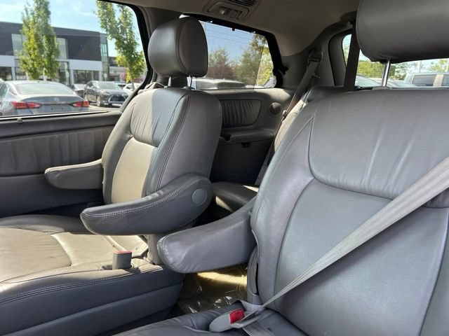 Used 2008 Toyota Sienna XLE FWD image 30