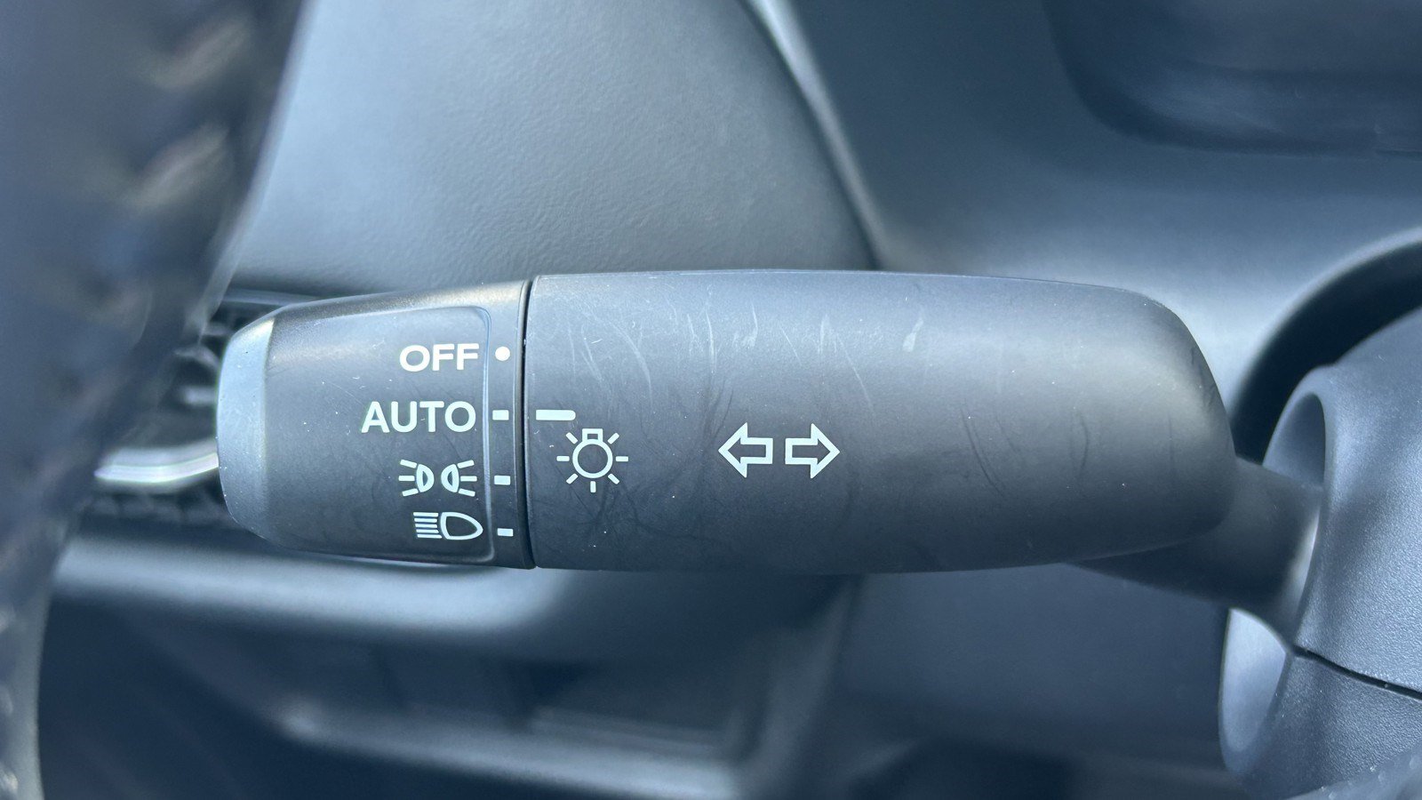 Used 2024 Honda HR-V EX-L image 24