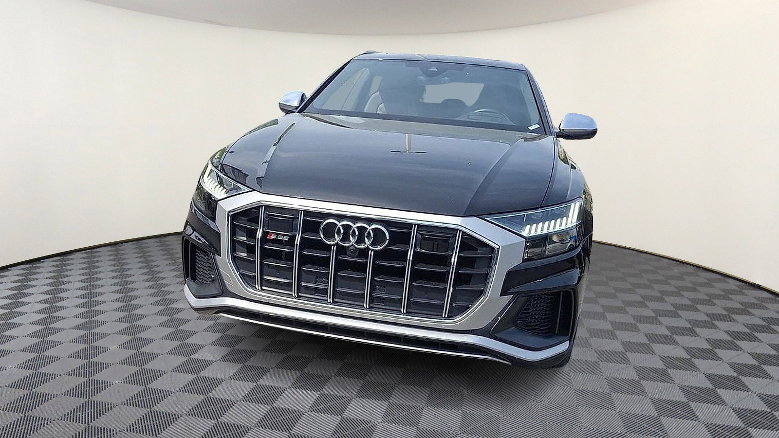 Used 2023 Audi SQ8 Prestige AWD/4WD image 3