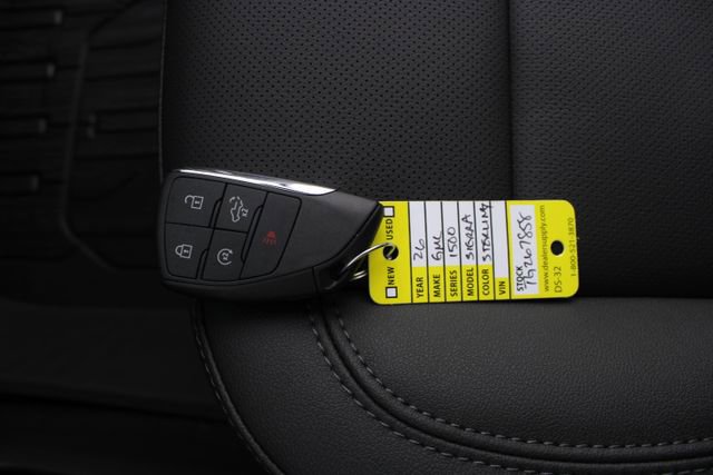 New 2026 GMC Sierra 1500 SLT image 8