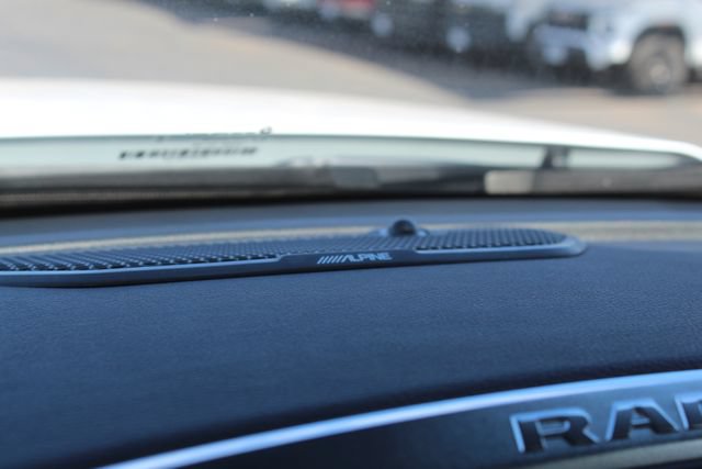 Used 2025 RAM 2500 Laramie AWD/4WD image 44