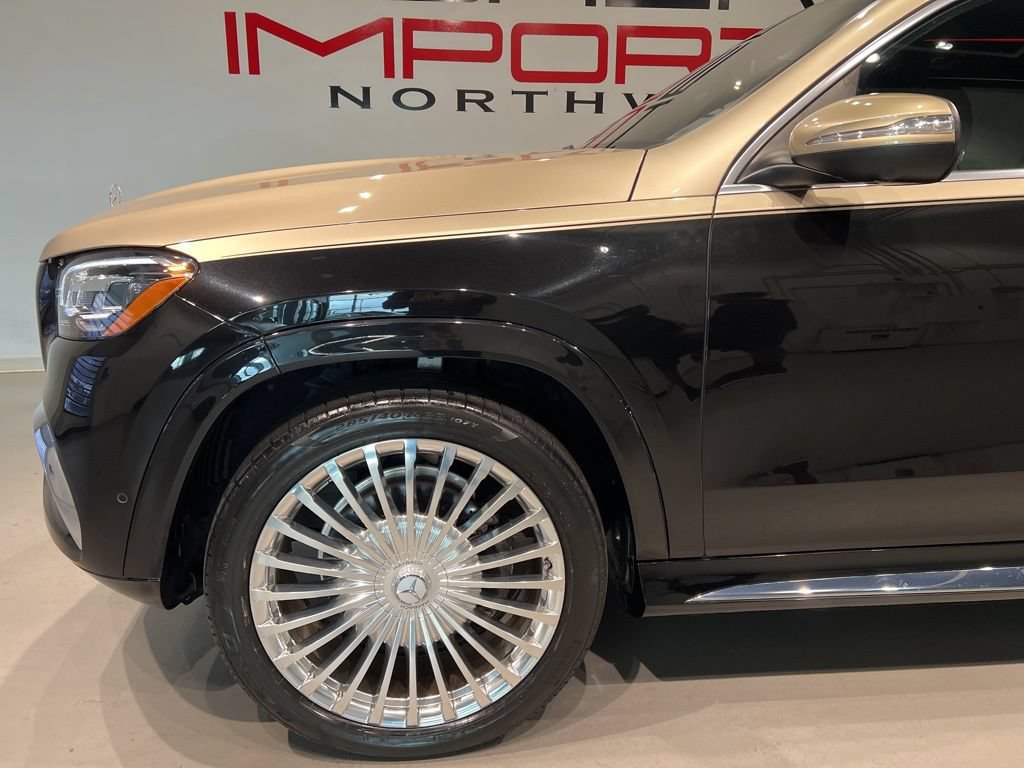 Used 2021 Mercedes-Benz Maybach GLS 600 4MATIC image 8