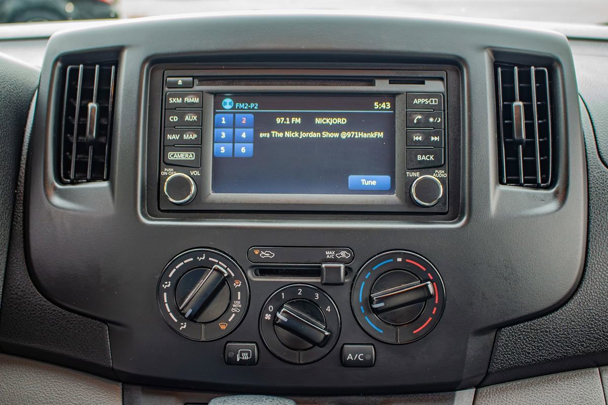 Used 2018 Nissan NV200 SV w/ Navigation Package FWD image 24