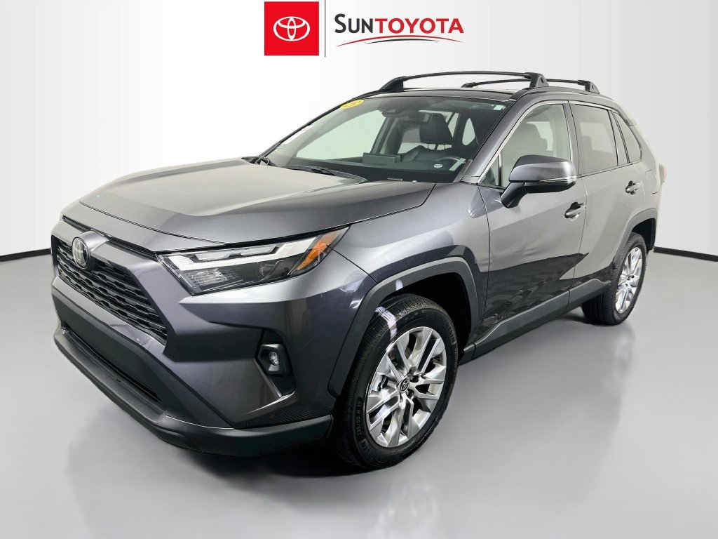 Used 2025 Toyota RAV4 XLE Premium w/ Weather Package AWD/4WD image 7