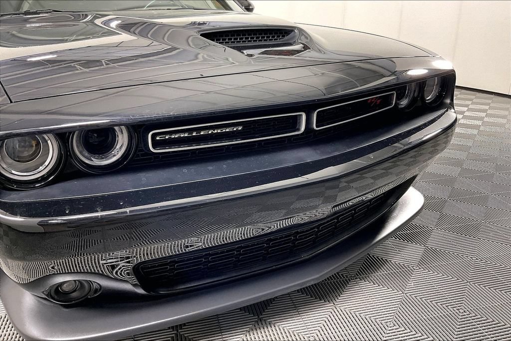 Used 2020 Dodge Challenger R/T RWD image 36