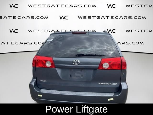 Used 2008 Toyota Sienna XLE FWD image 10