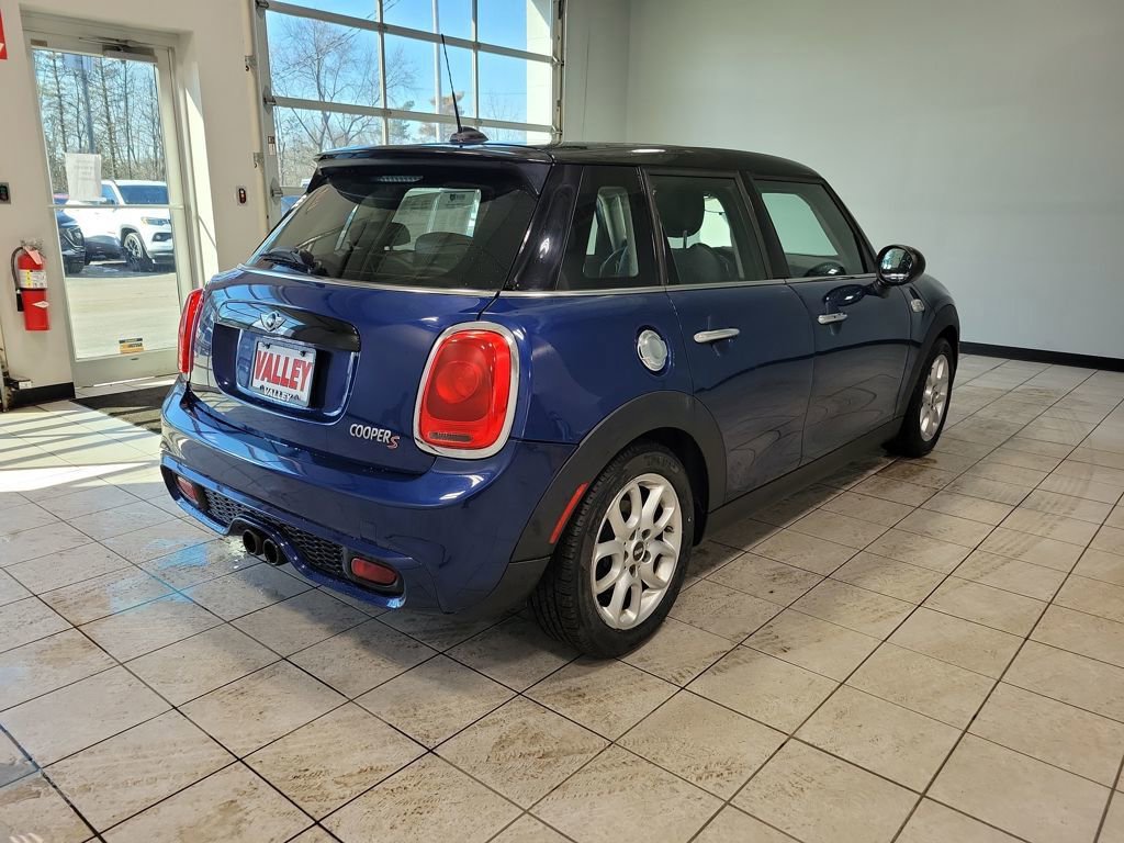 Used 2015 MINI Cooper S image 11