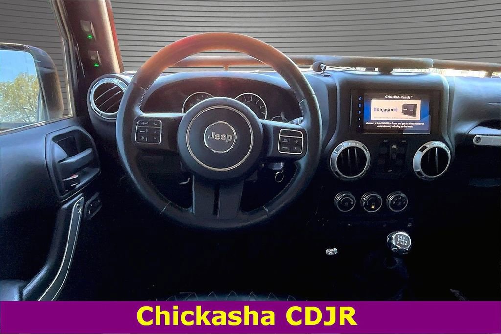 Used 2016 Jeep Wrangler Unlimited Rubicon w/ Connectivity Group image 8