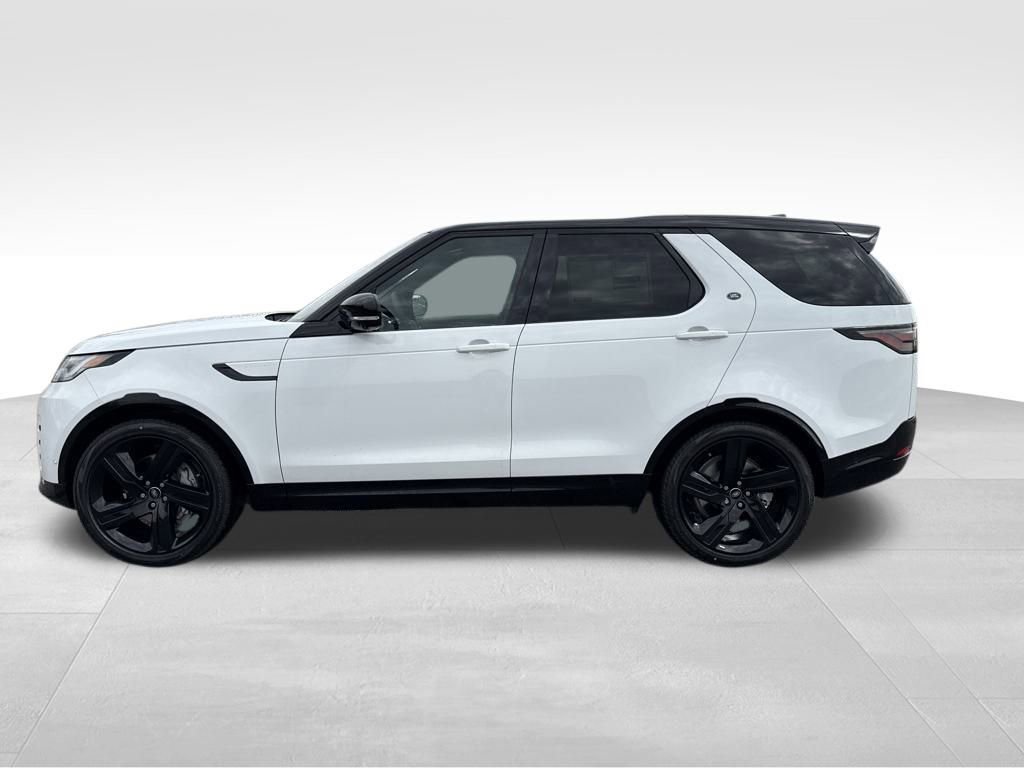 Used 2025 Land Rover Discovery Dynamic SE image 2