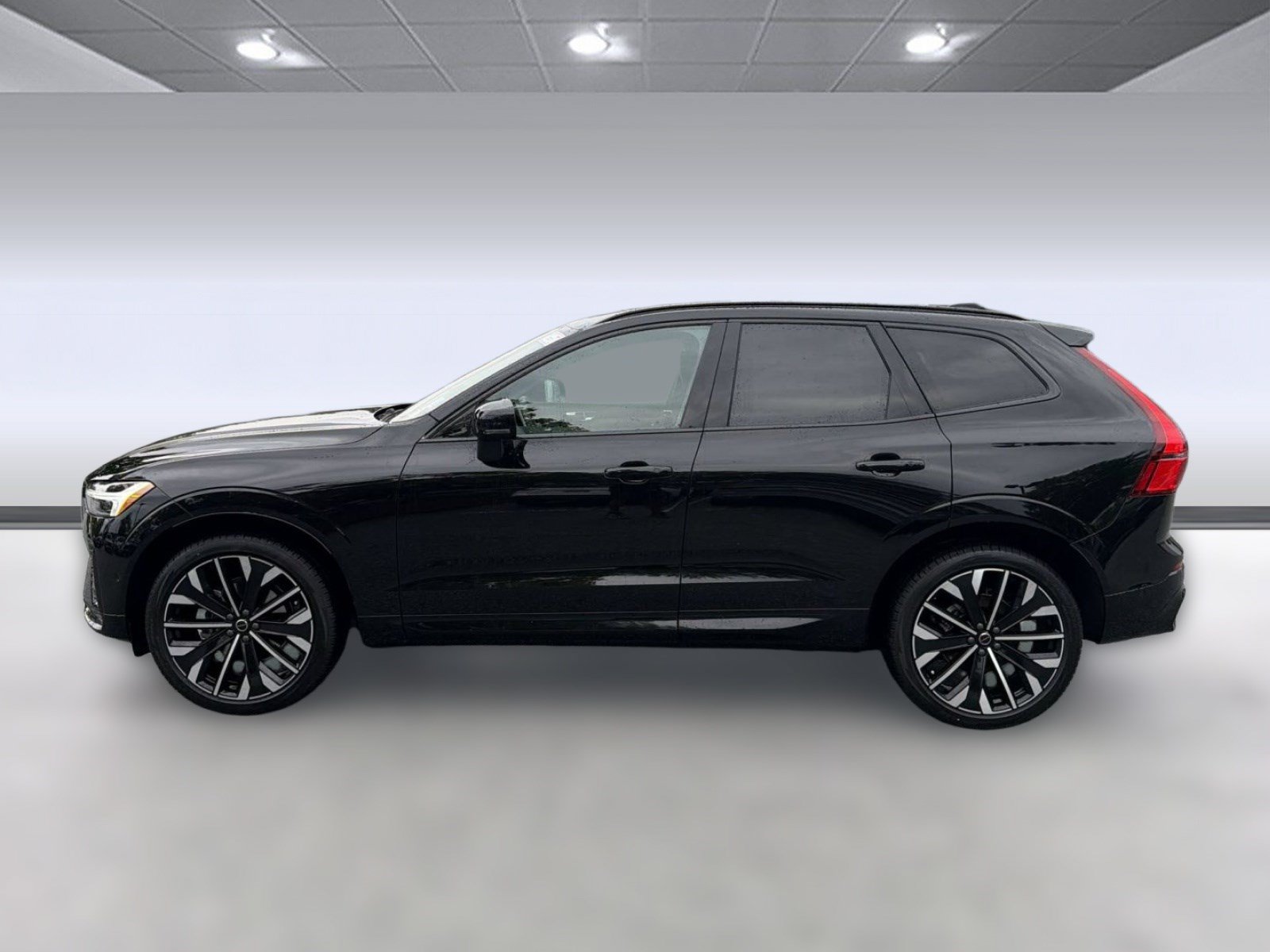 New 2027 Volvo XC60 B5 Ultra AWD/4WD image 2