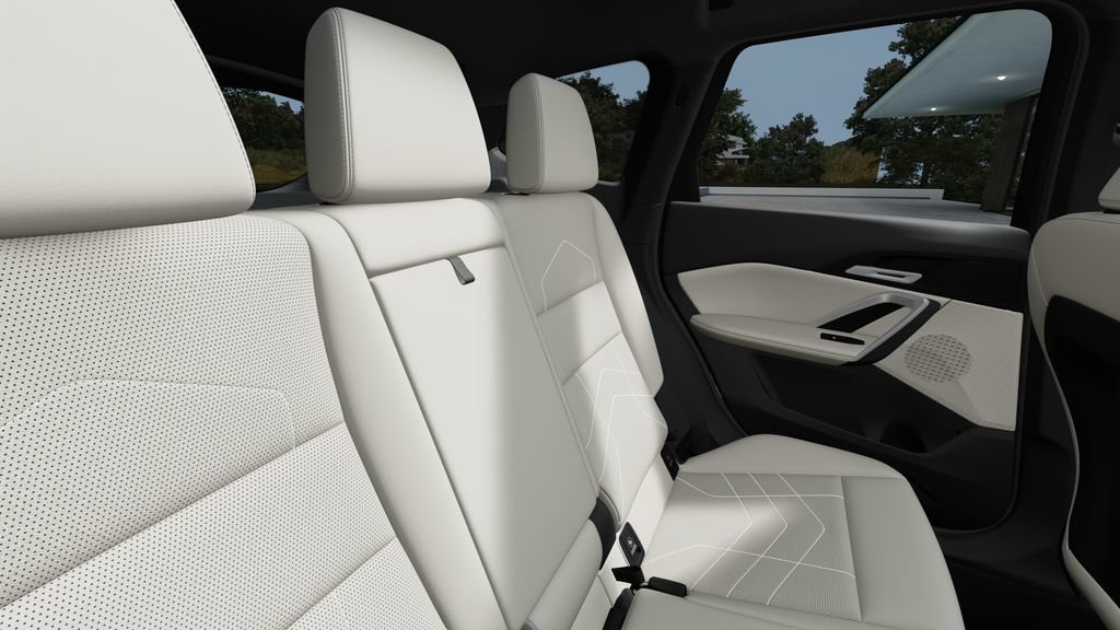 New 2027 BMW X1 xDrive28i AWD/4WD image 12