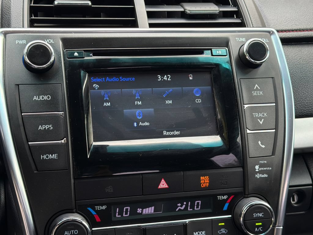 Used 2015 Toyota Camry XSE w/ Moonroof Package FWD image 25