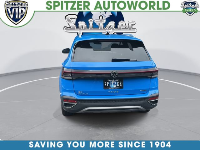 Used 2025 Volkswagen Taos SE AWD/4WD image 8