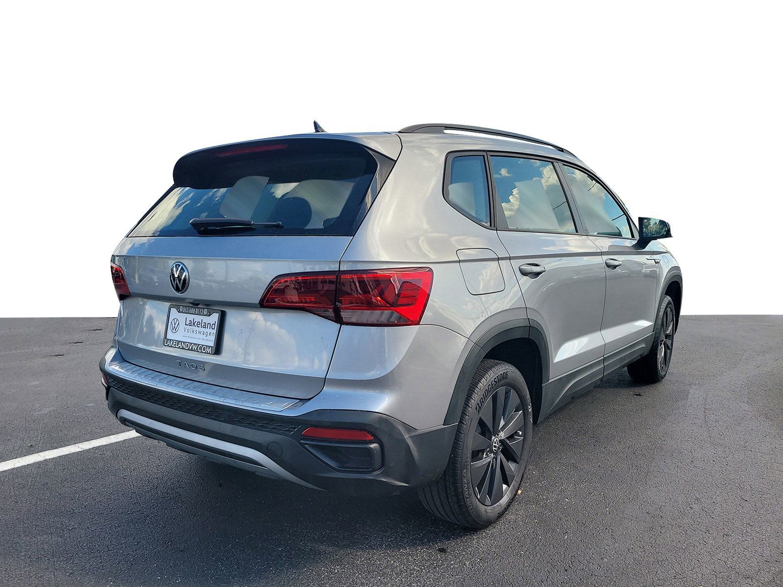 Used 2023 Volkswagen Taos S image 6