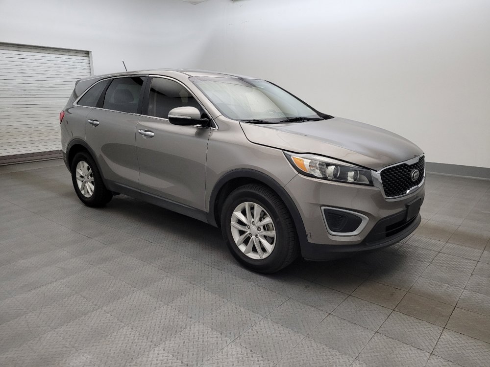 Used 2017 Kia Sorento L FWD image 11