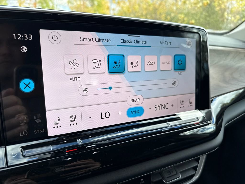 New 2026 Volkswagen Atlas SE image 10