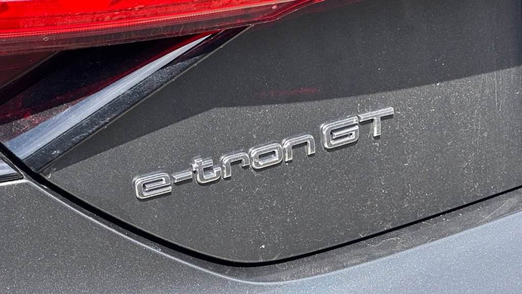 Used 2024 Audi e-tron GT Premium Plus AWD/4WD image 8