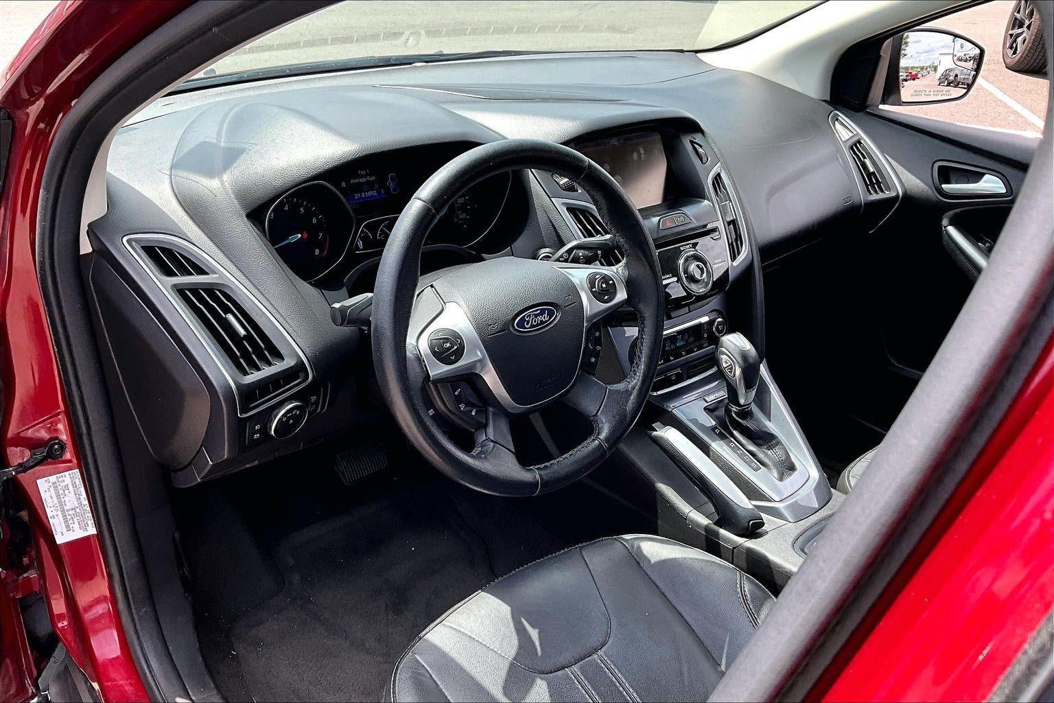 Used 2013 Ford Focus Titanium w/ Titanium Handling Pkg FWD image 13