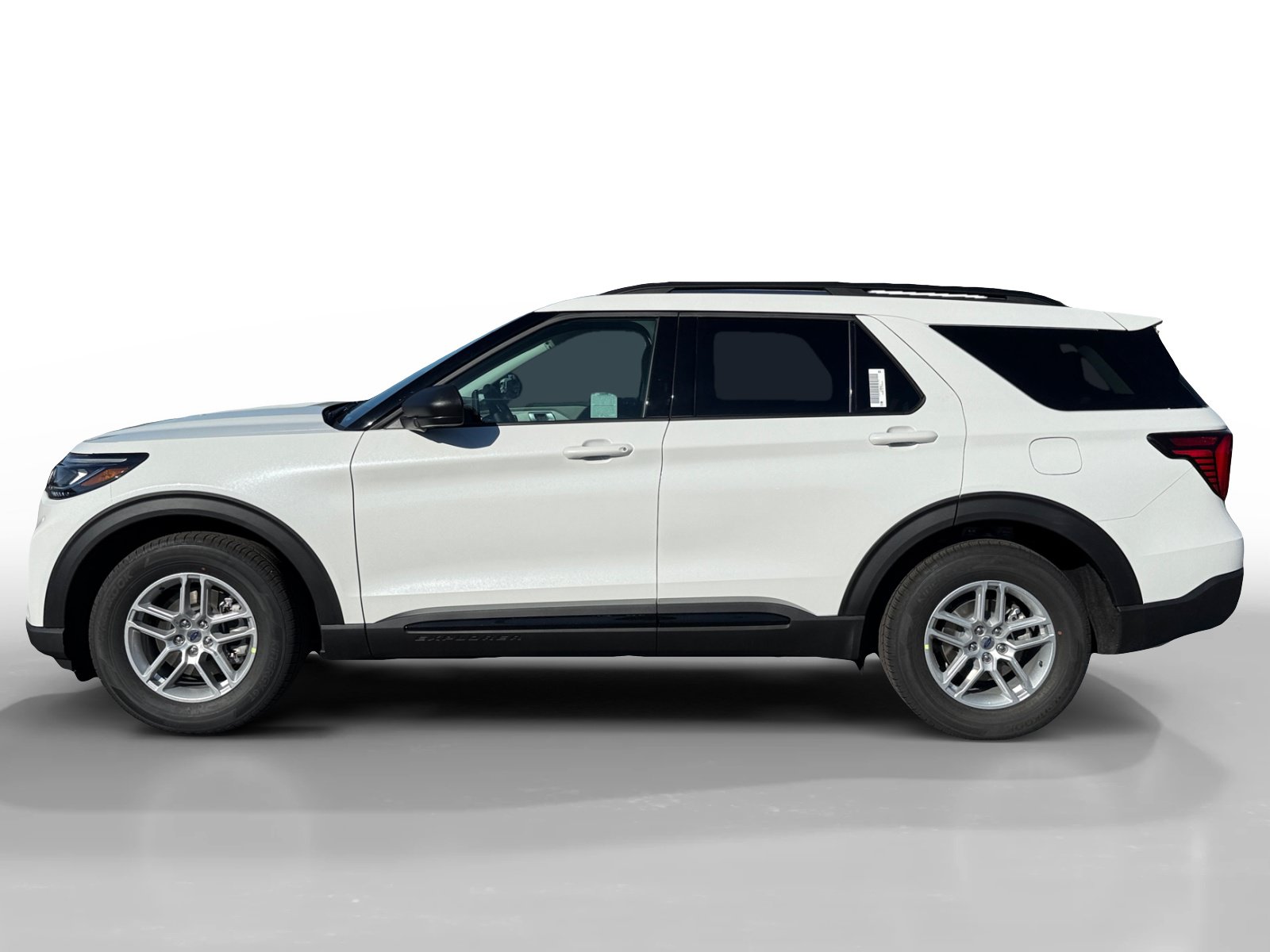 New 2026 Ford Explorer Active w/ Active Comfort Package RWD image 2