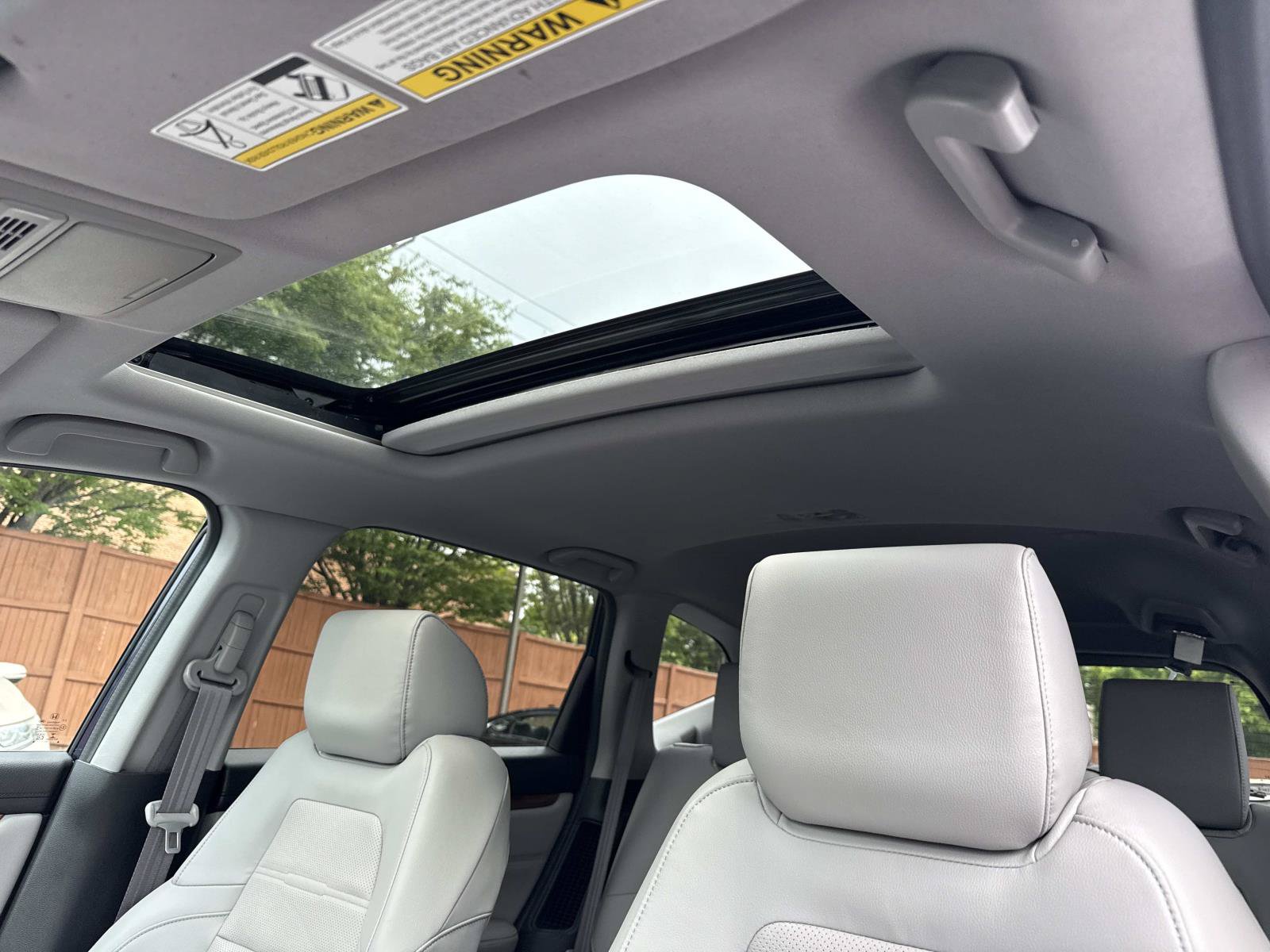Used 2021 Honda CR-V Touring image 3