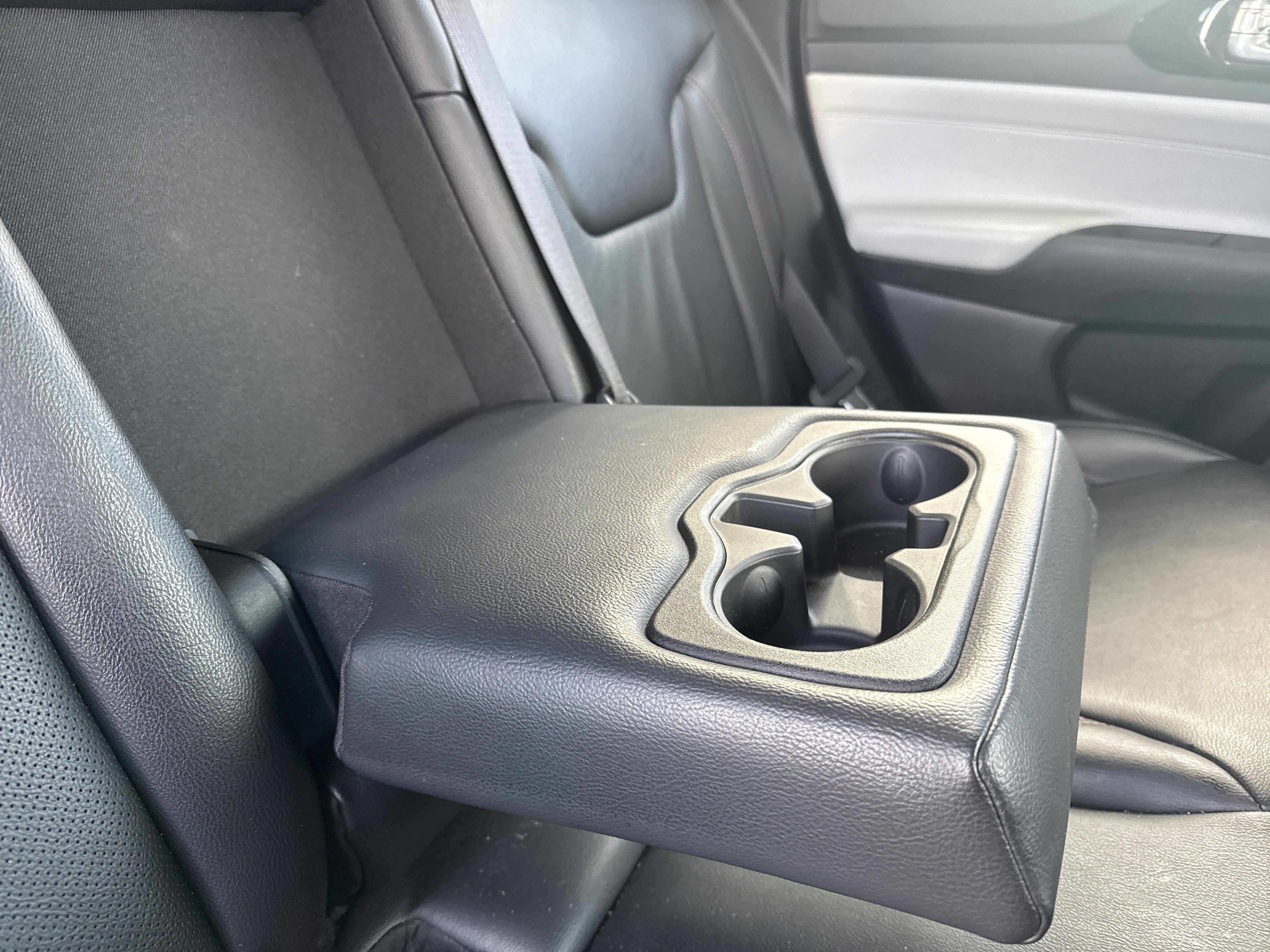 Certified 2022 Jeep Compass Limited w/ Sun and Sound Group image 12