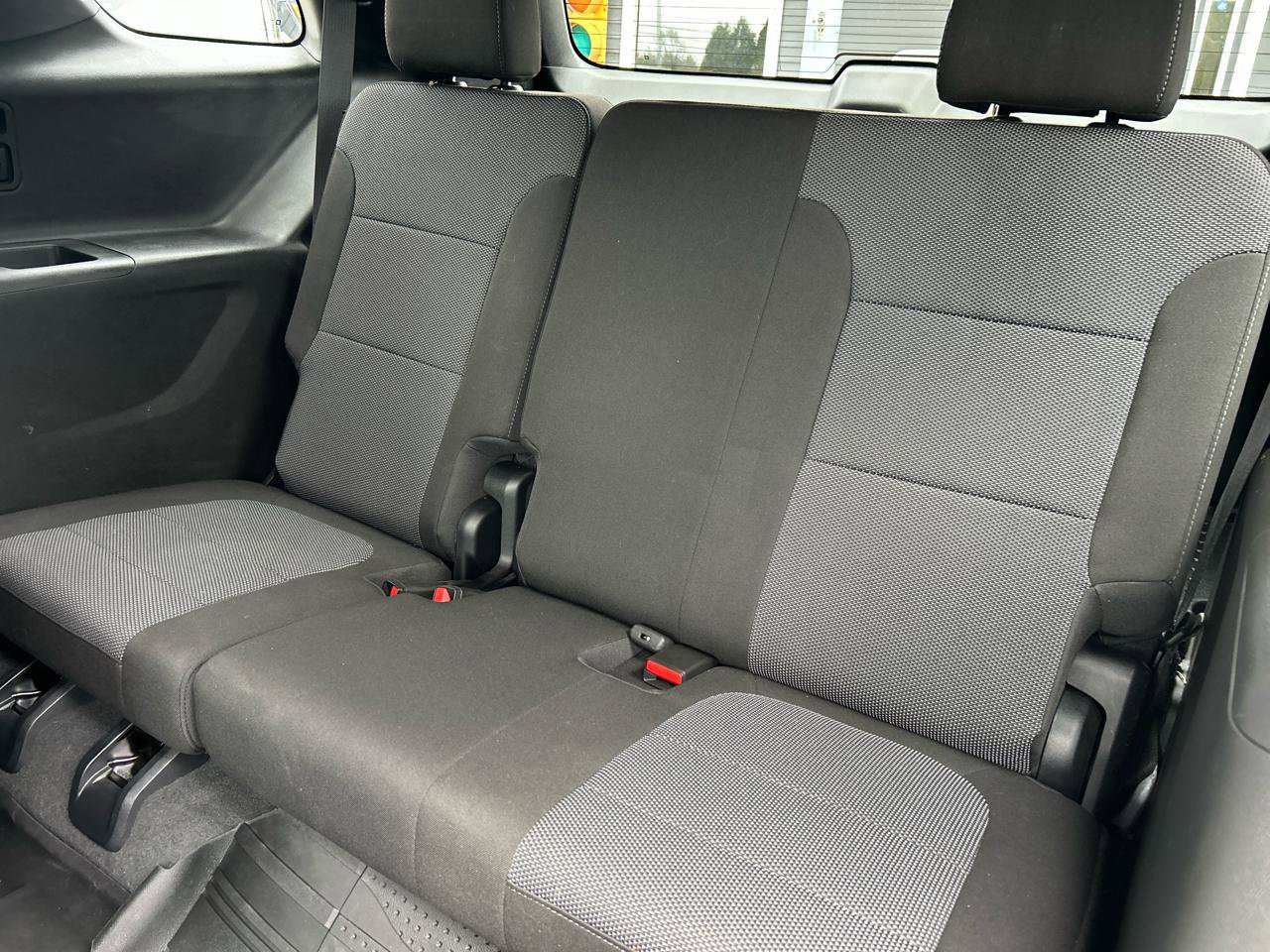 Used 2023 Chevrolet Traverse LT w/ LPO, Floor Liner Package AWD/4WD image 25