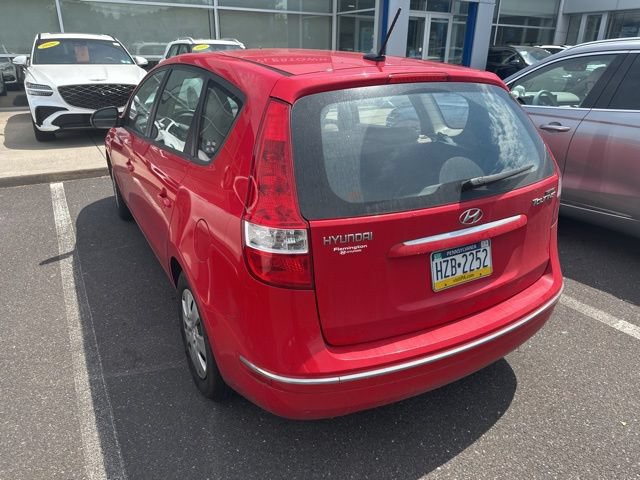 Used 2010 Hyundai Elantra GLS FWD image 7