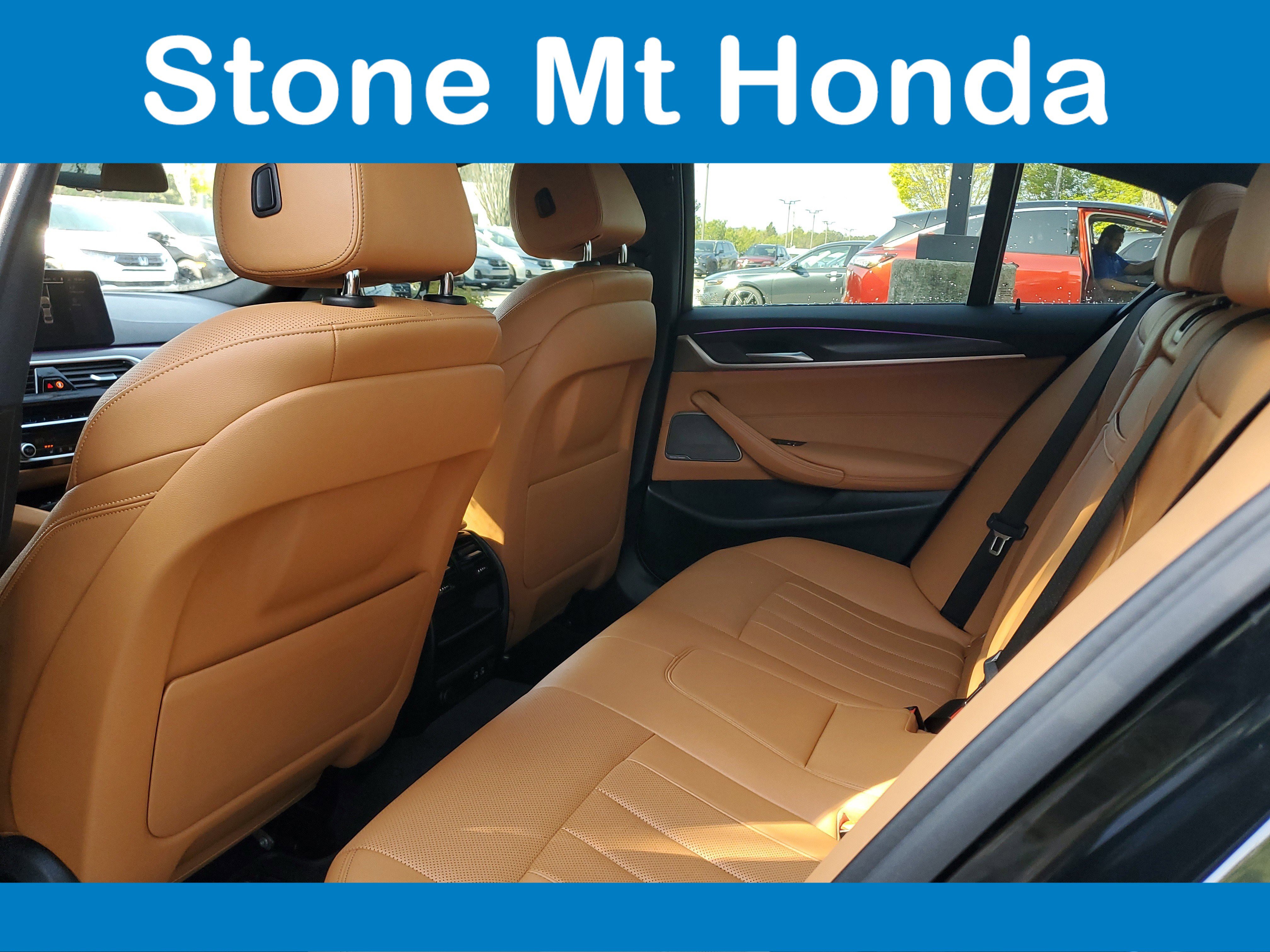 Used 2022 BMW 540i w/ M Sport Package image 9