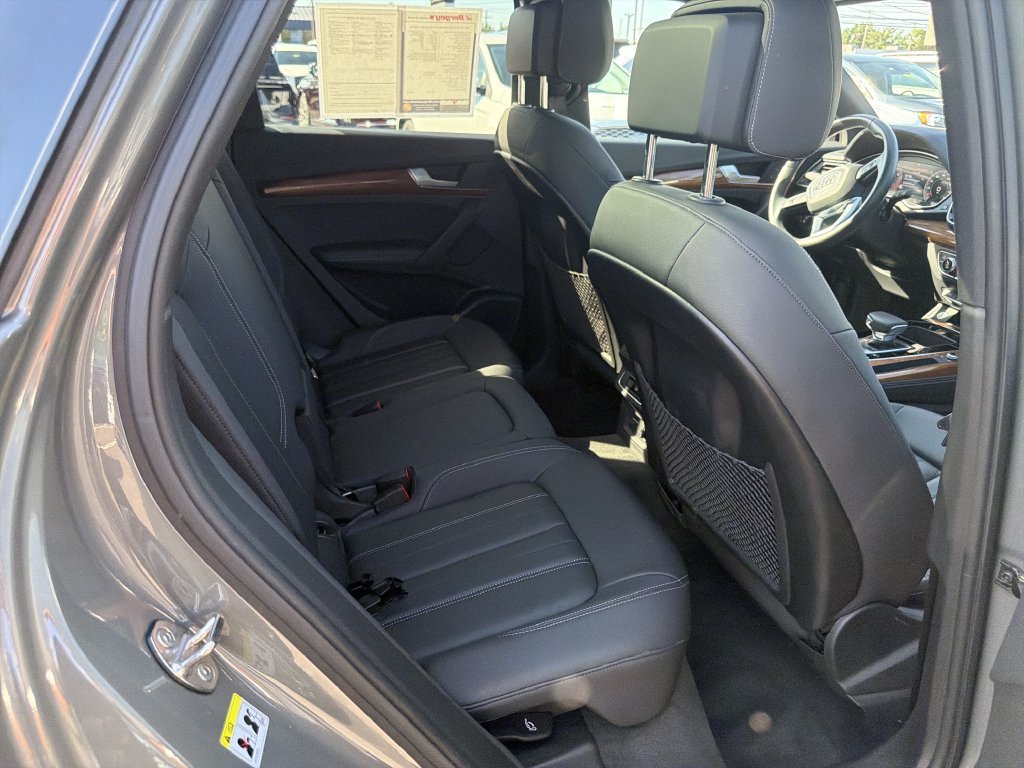 Used 2023 Audi Q5 2.0T Premium Plus w/ Premium Plus Package AWD/4WD image 17
