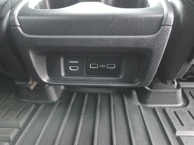 Used 2023 Honda Odyssey Touring image 16