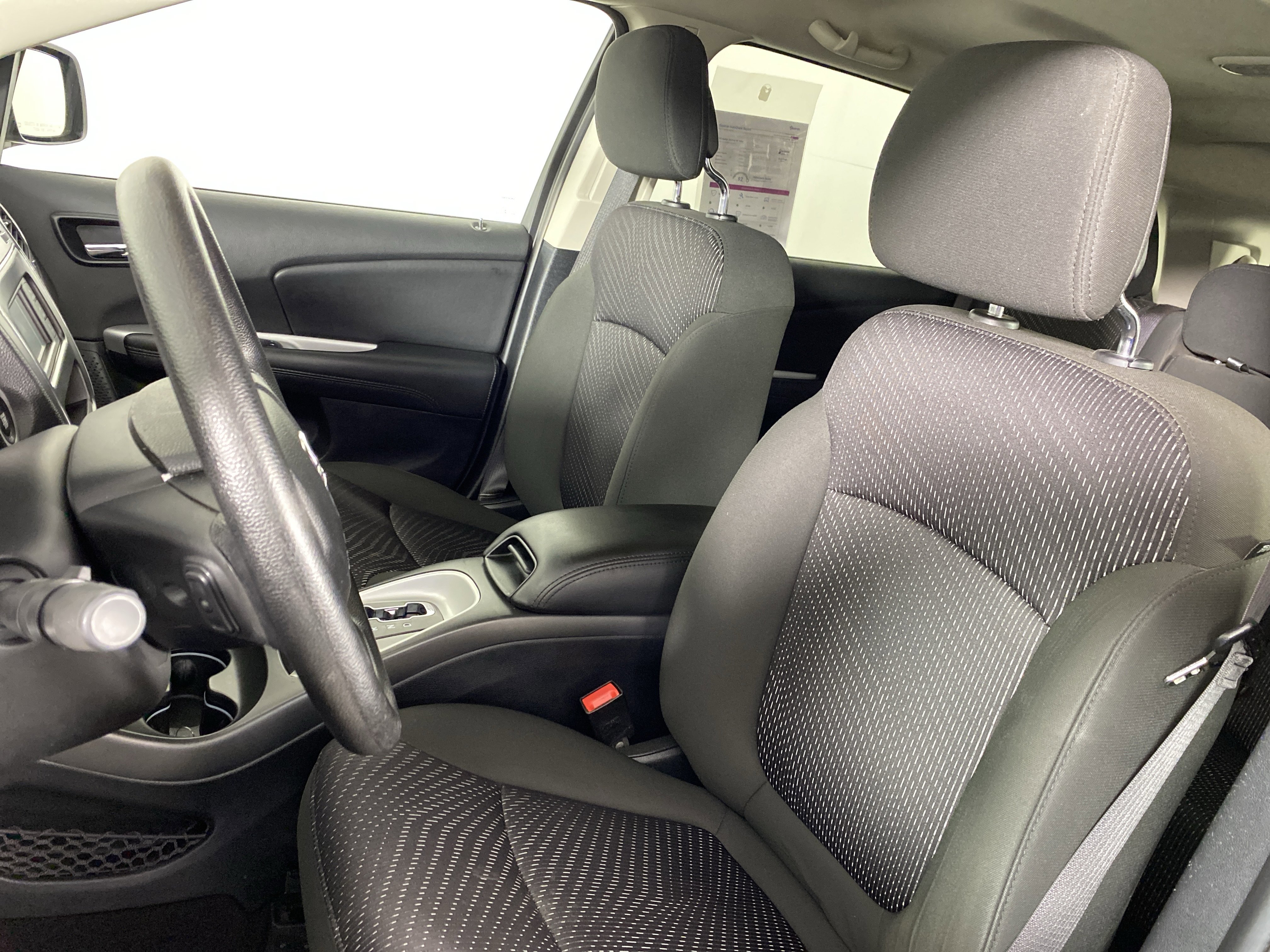 Used 2020 Dodge Journey SE image 12