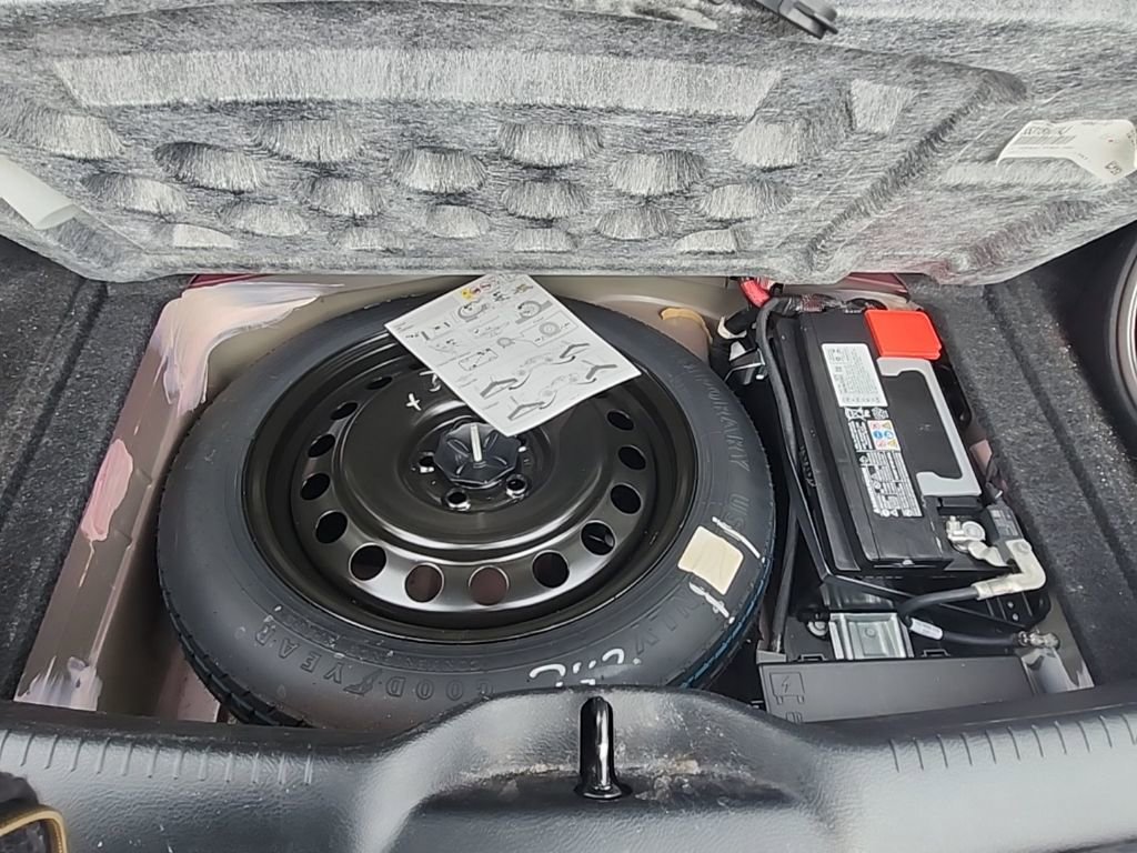 Certified 2021 Chrysler 300 Touring L w/ Popular Equipment Group image 20