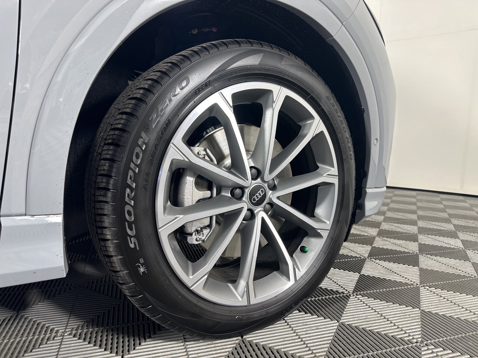 New 2026 Audi Q4 e-tron Premium Plus image 9