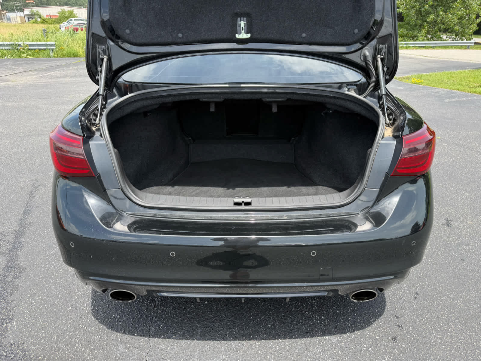 Used 2021 INFINITI Q50 Sensory w/ Cargo Package AWD/4WD image 7