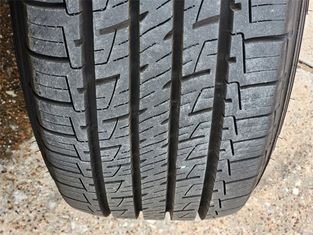 Used 2023 Chevrolet Equinox LT w/ Driver Convenience Package image 10