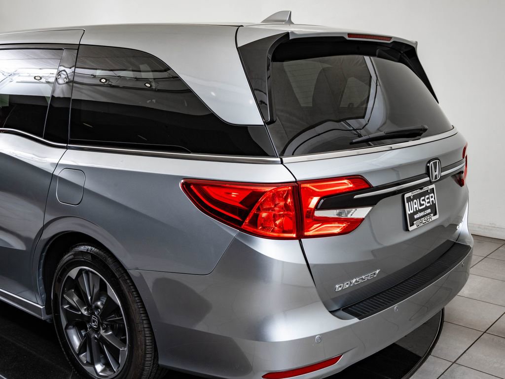 Used 2024 Honda Odyssey Elite image 19