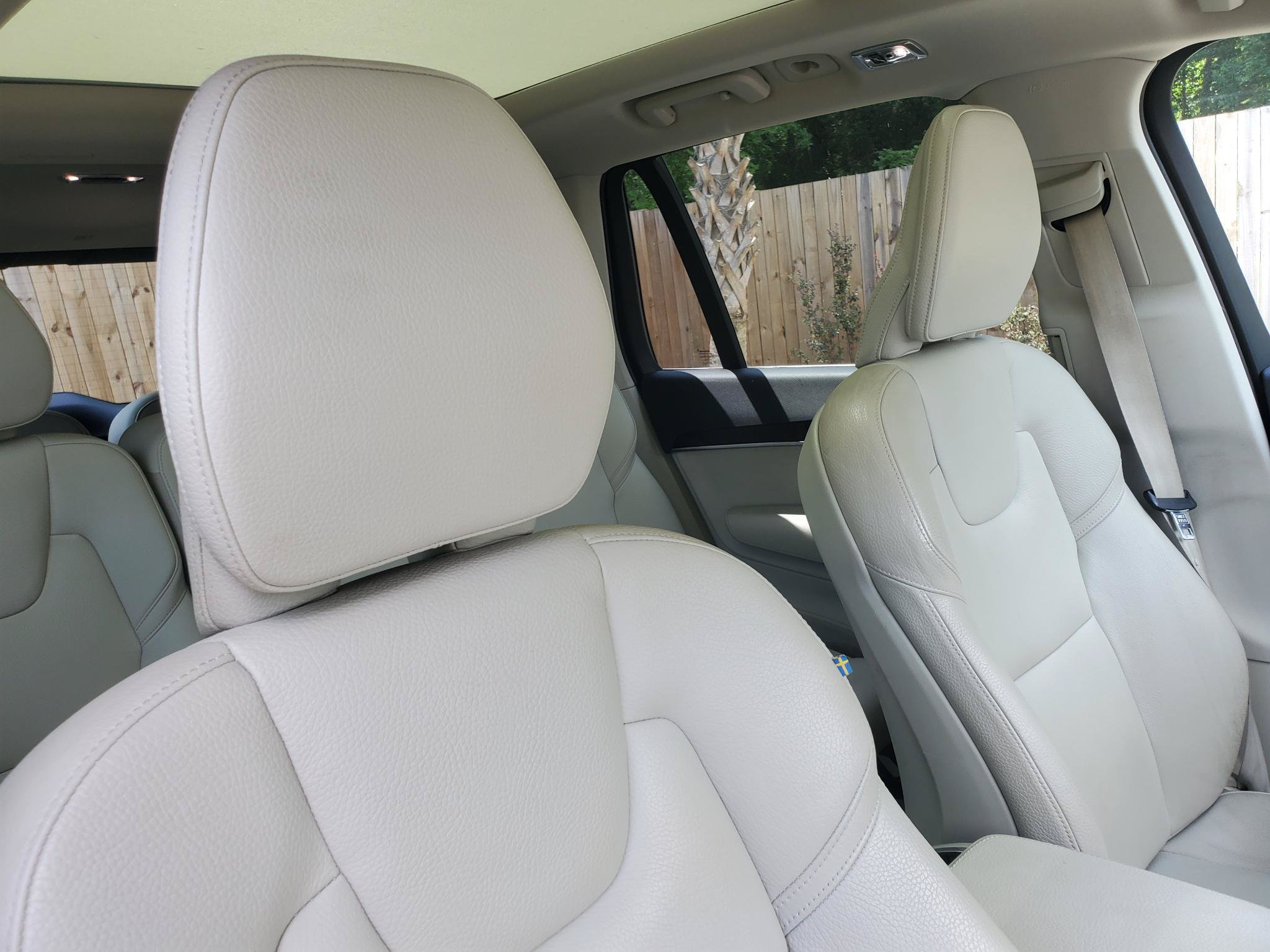 Used 2019 Volvo XC90 T5 Momentum AWD/4WD image 28