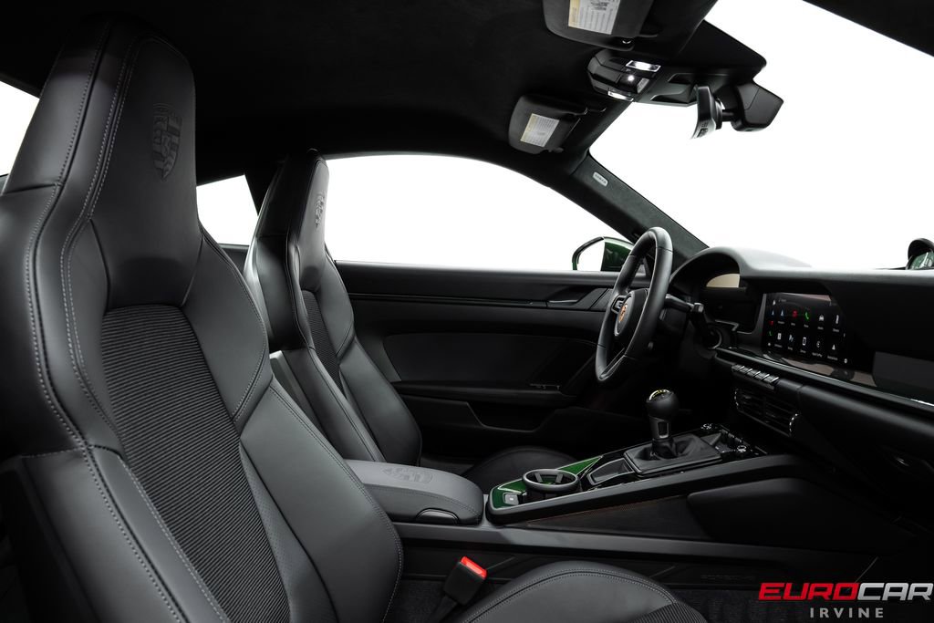 Used 2025 Porsche 911 GT3 image 40