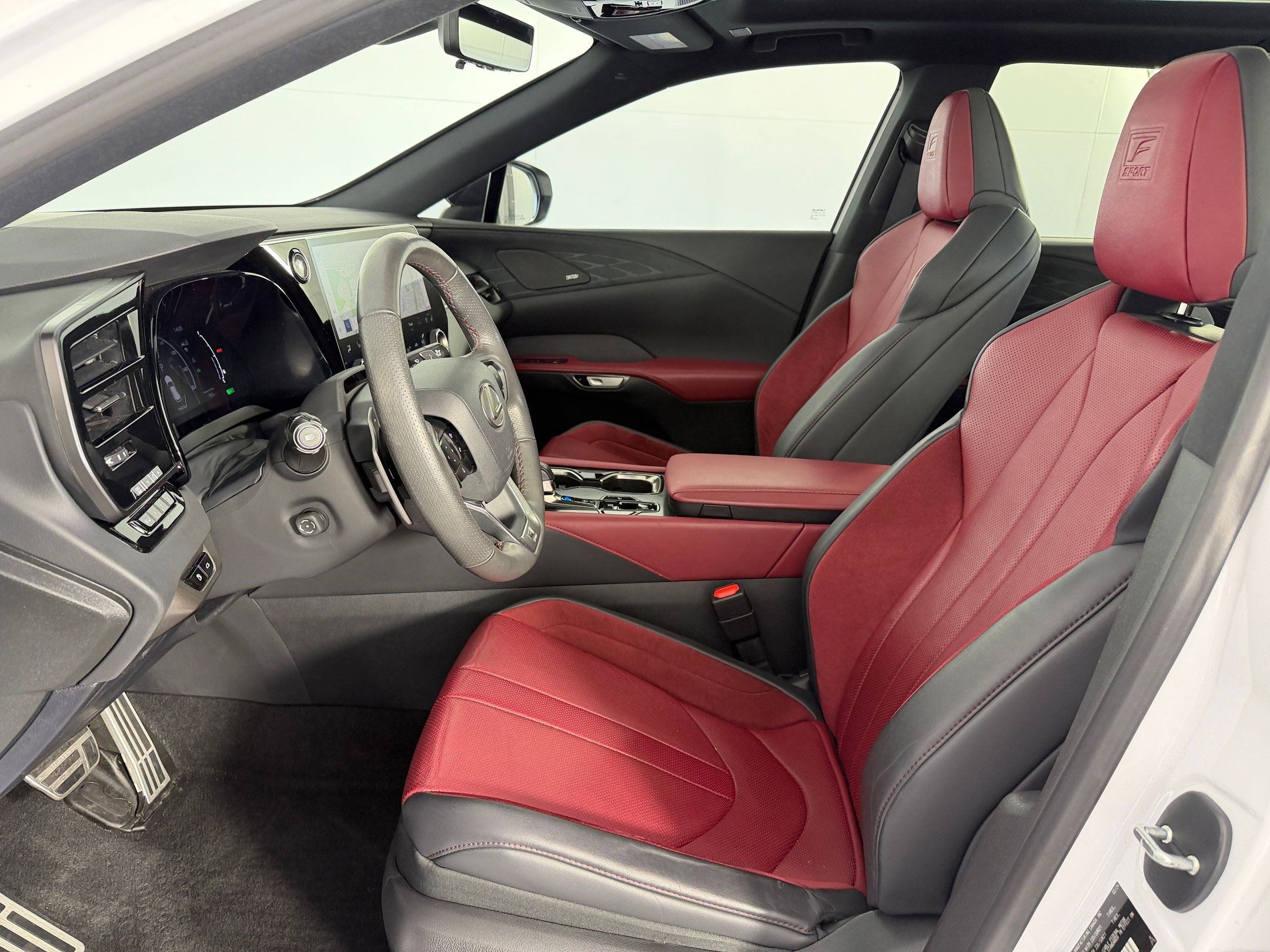 Used 2024 Lexus RX 500h F Sport w/ Convenience Package image 5