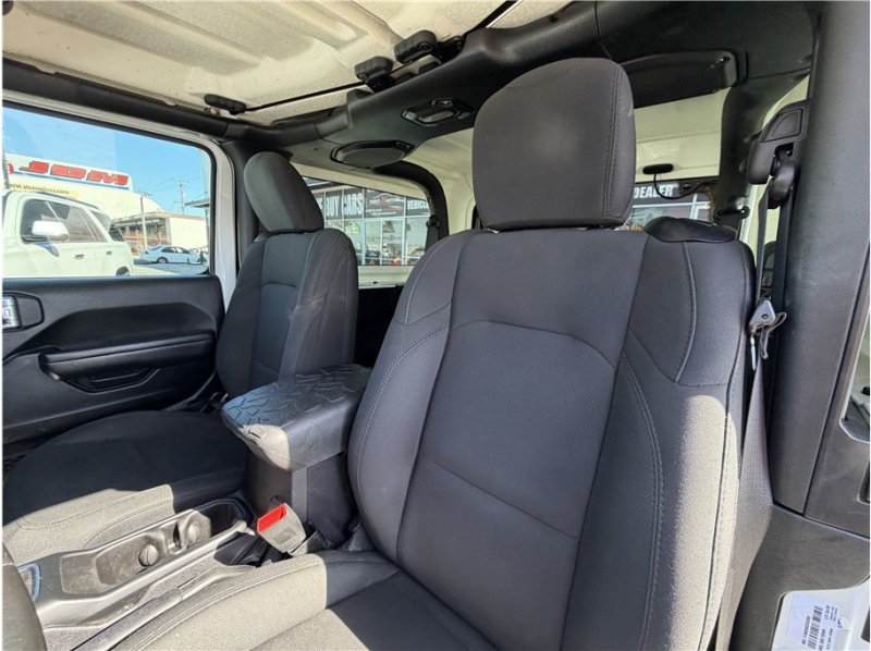 Used 2020 Jeep Wrangler Sport AWD/4WD image 20