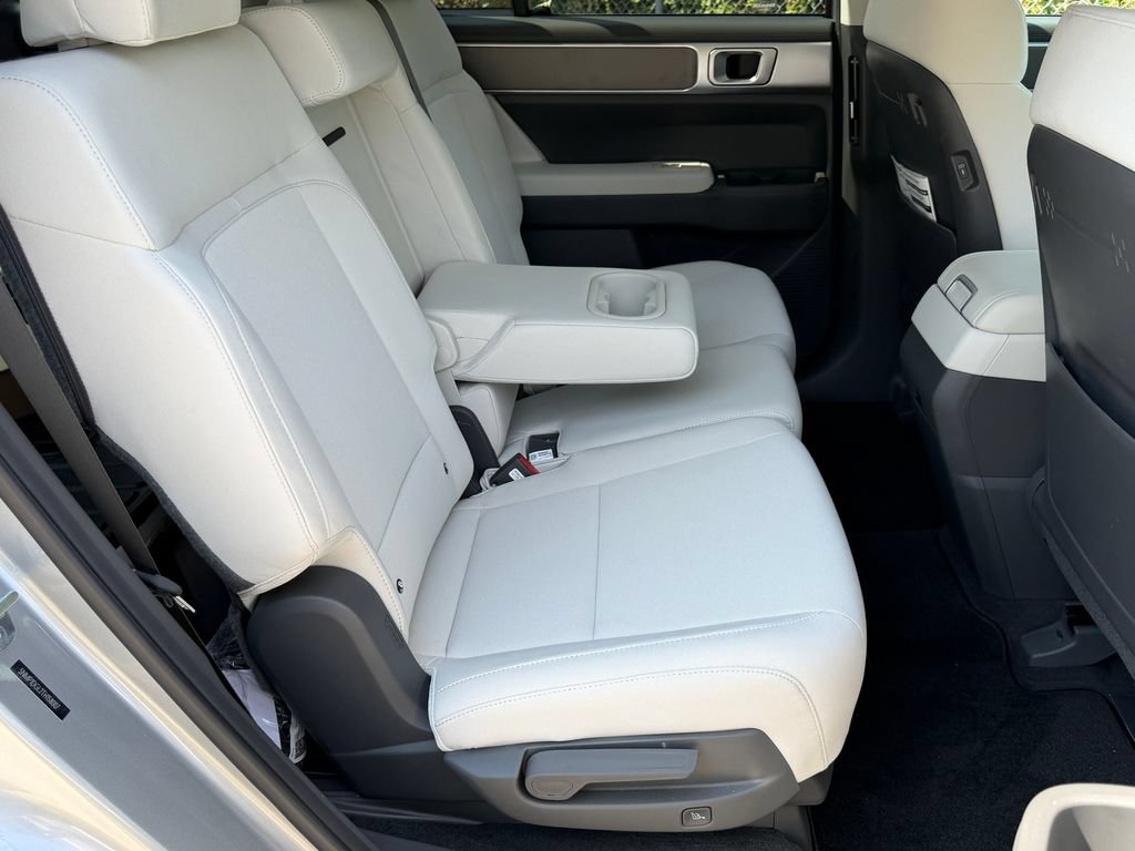 New 2026 Hyundai Santa Fe SE AWD/4WD image 9