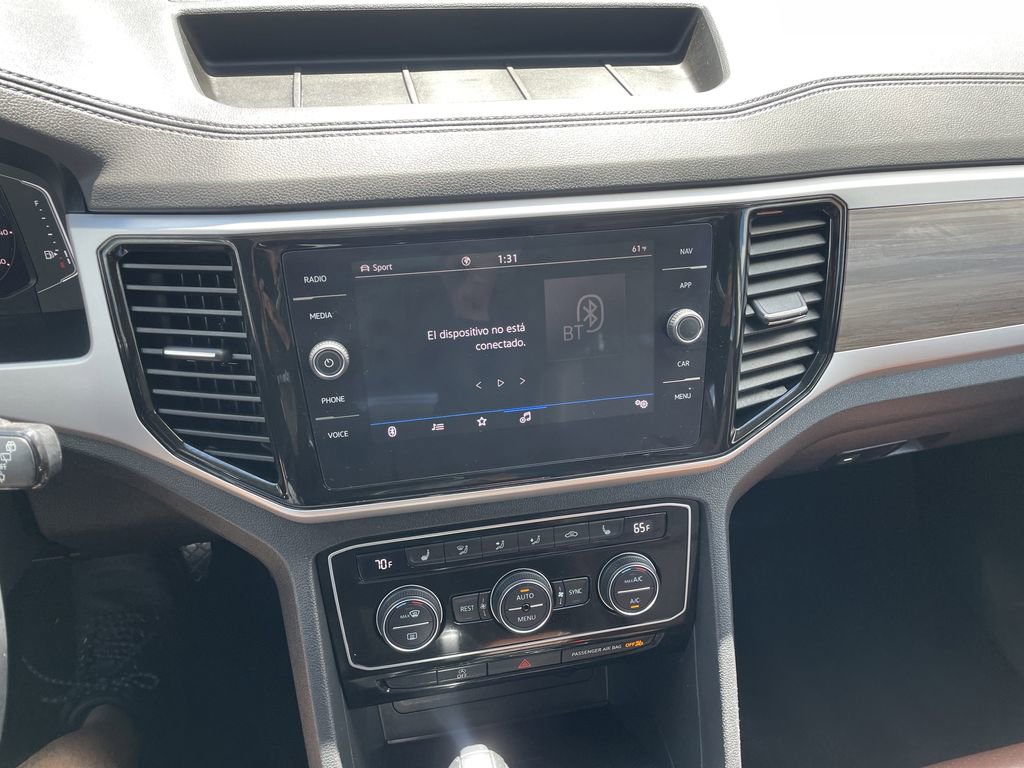 Used 2022 Volkswagen Atlas SEL AWD/4WD image 18