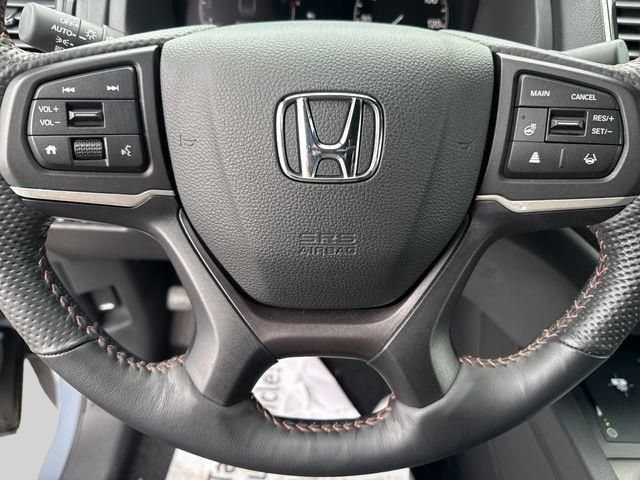 Used 2025 Honda Ridgeline TrailSport image 10